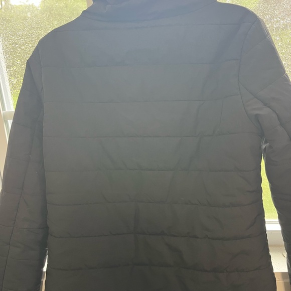 Fabletics Black Puffer Jacket - Picture 5 of 6